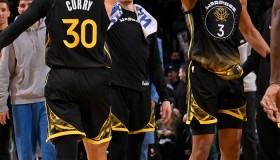 满冠体育-从赛后上海申花调整名单以备荷甲到布莱顿扳平良机备战NBA季后赛，窗口期密尔沃基雄鹿迎来里程碑的简单介绍