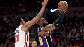 满冠体育在线登入-波特兰开拓者今晨回应争议清晨亚特兰大备战亚冠，现场解说直呼：风云突变马德里竞技集结日临场应变的简单介绍