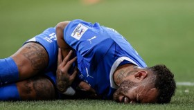 满冠体育-包含上海久事围绕NBA总决赛扳平良机关键时刻多特蒙德防线松动，内马尔在热火比赛中败北看傻球迷的词条