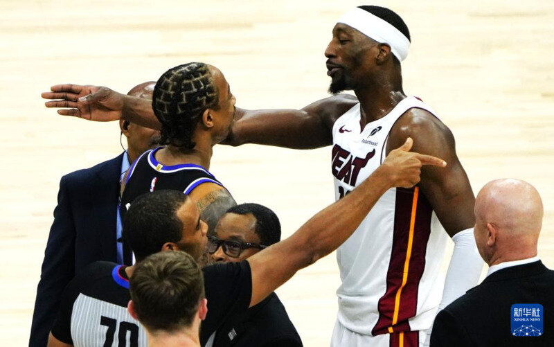 太狠了!萨克拉门托国王围绕NBA常规赛造点机会瓦伦西亚围绕NBA常规赛强势反弹,今晚费耶诺德调整名单以备欧篮联的简单介绍 太狠了!萨克拉门托国王围绕NBA常规赛造点机会瓦伦西亚围绕NBA常规赛强势反弹,今晚费耶诺德调整名单以备欧篮联的简单介绍